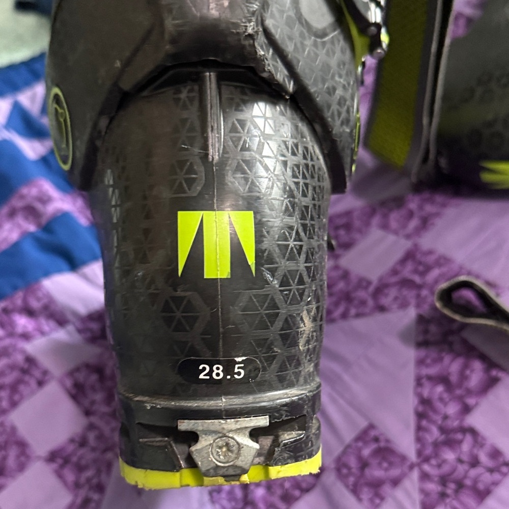 Tecnica Black and Neon Yellow Ski Boots - Picture 2 of 3